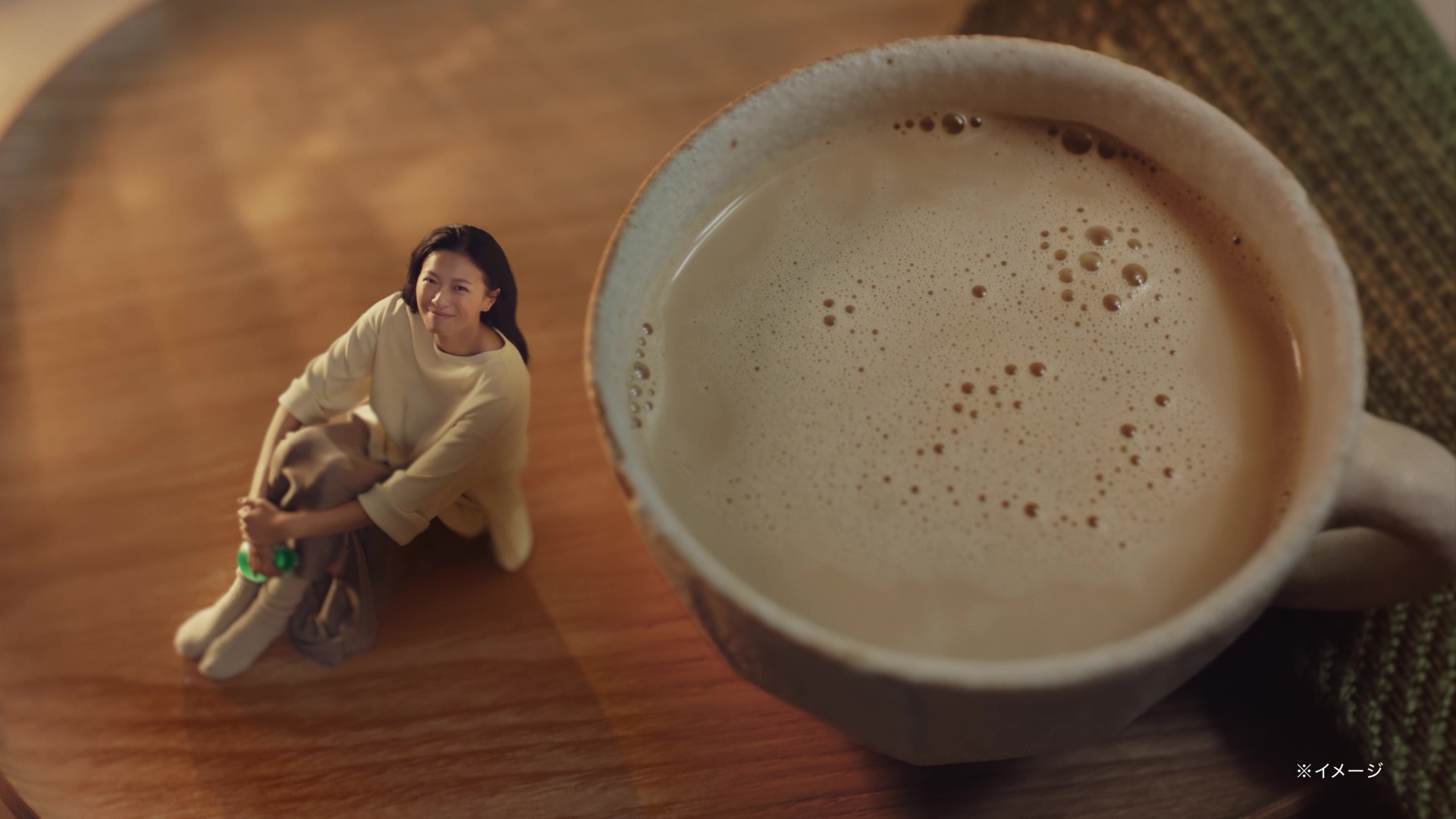 Web動画 | 「この1本で、ブレないおいしさ」カフェオレ篇