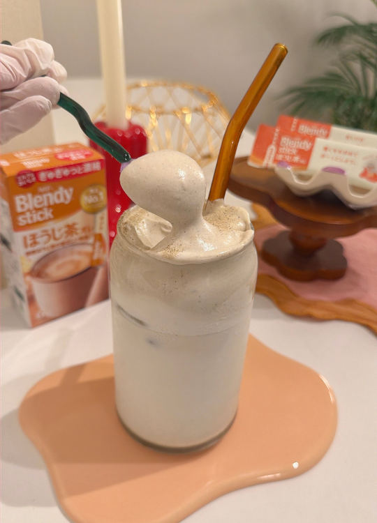 ダルゴナほうじ茶オレ
