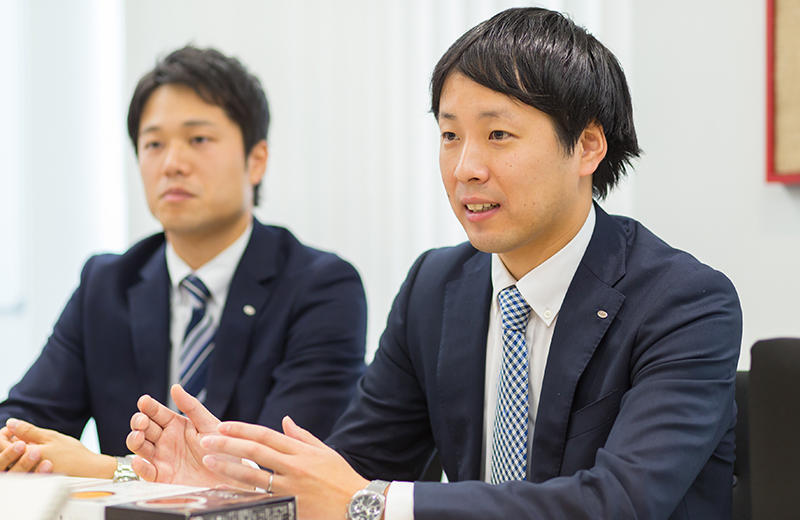 今回は新商品〈ブレンディⓇカフェラトリーⓇ〉に携わった皆さんにお集まりいただきましたが、どのように企画開発プロジェクトは進んでいったのでしょうか。